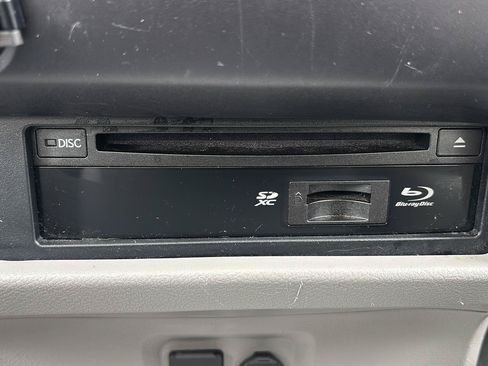 Used 2018 Toyota Sienna XLE Premium w/ Carpet Mat Package AWD/4WD image 28