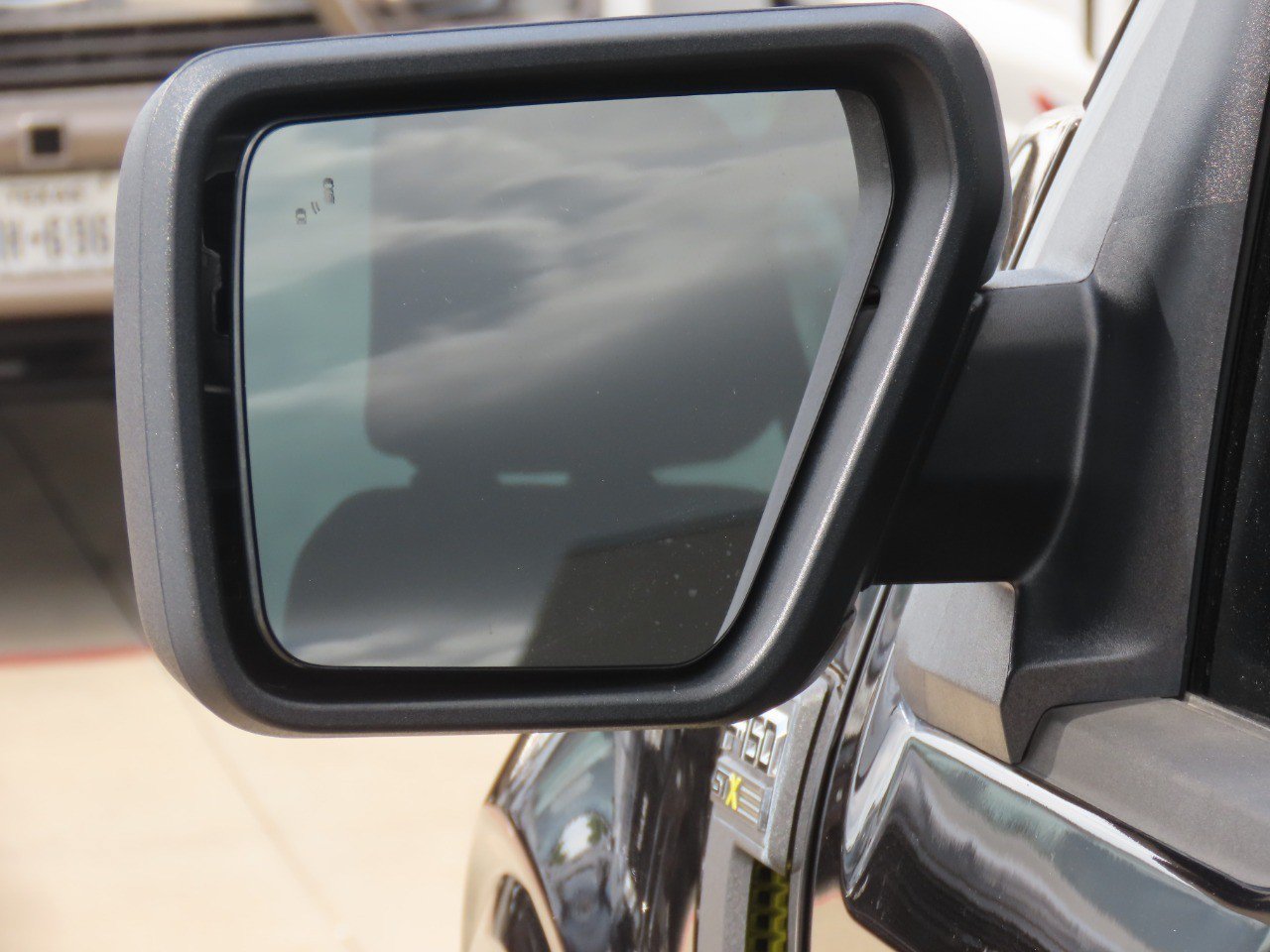Used 2025 Ford F150 STX AWD/4WD image 17