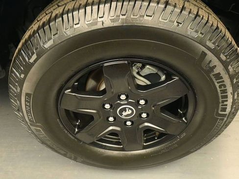 Certified 2022 Ford Bronco Black Diamond image 9