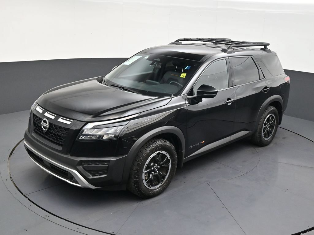 Used 2025 Nissan Pathfinder Rock Creek AWD/4WD image 13