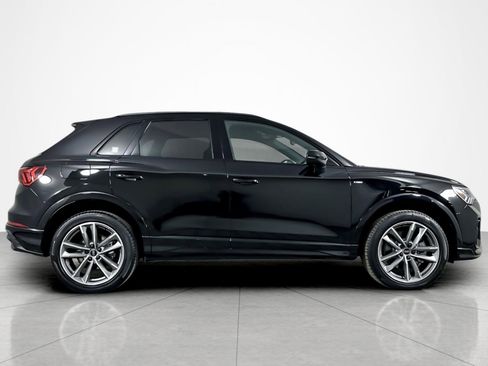 Used 2025 Audi Q3 2.0T Premium w/ Convenience Package image 6