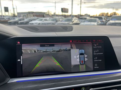 Used 2020 BMW X7 M50i image 29