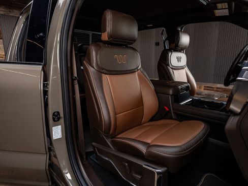 Used 2026 Ford F450 King Ranch w/ Chrome Package image 32