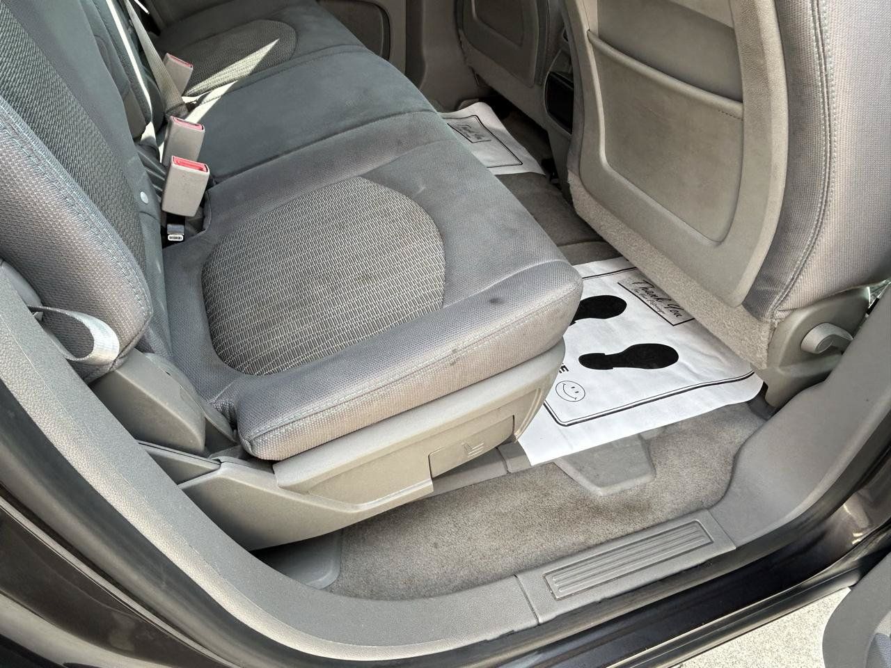 Used 2013 Chevrolet Traverse LS FWD image 11