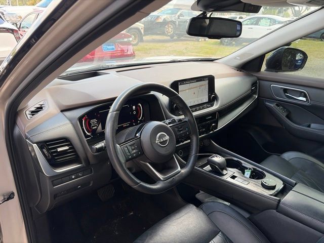 Used 2022 Nissan Rogue Platinum w/ Head-Up Display Package AWD/4WD image 26