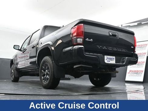 Used 2022 Toyota Tacoma SR5 image 32