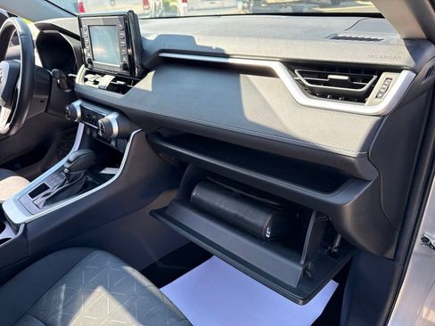 Used 2019 Toyota RAV4 XLE w/ Convenience Package AWD/4WD image 43