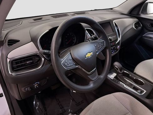 Used 2024 Chevrolet Equinox LS FWD image 11