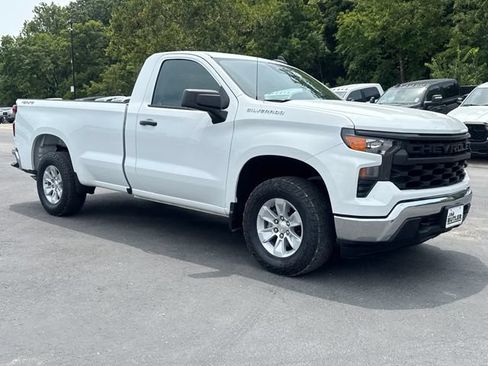 Used 2024 Chevrolet Silverado 1500 W/T w/ WT Value Package AWD/4WD image 10
