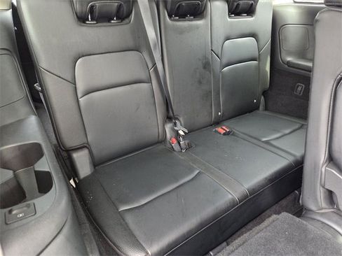 Certified 2023 Nissan Pathfinder SL image 12