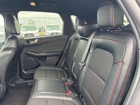 Used 2025 Ford Escape ST-Line w/ Tech Pack #1 image 18