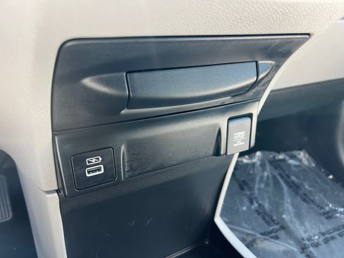 Used 2022 Honda Odyssey EX-L image 16