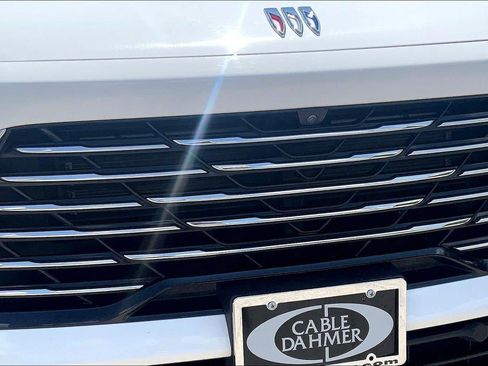 Used 2025 Buick Enclave Preferred FWD image 30