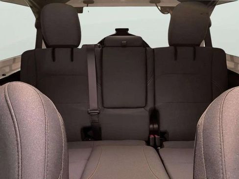 Used 2024 Jeep Wrangler Unlimited image 75