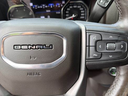 Used 2022 GMC Sierra 2500 Denali w/ Denali Ultimate Package AWD/4WD image 28