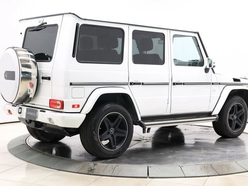 Used 2017 Mercedes-Benz G 550 image 4