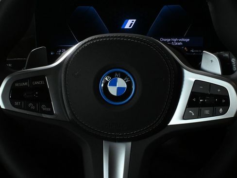 Used 2026 BMW X5 xDrive50e w/ M Sport Package image 20