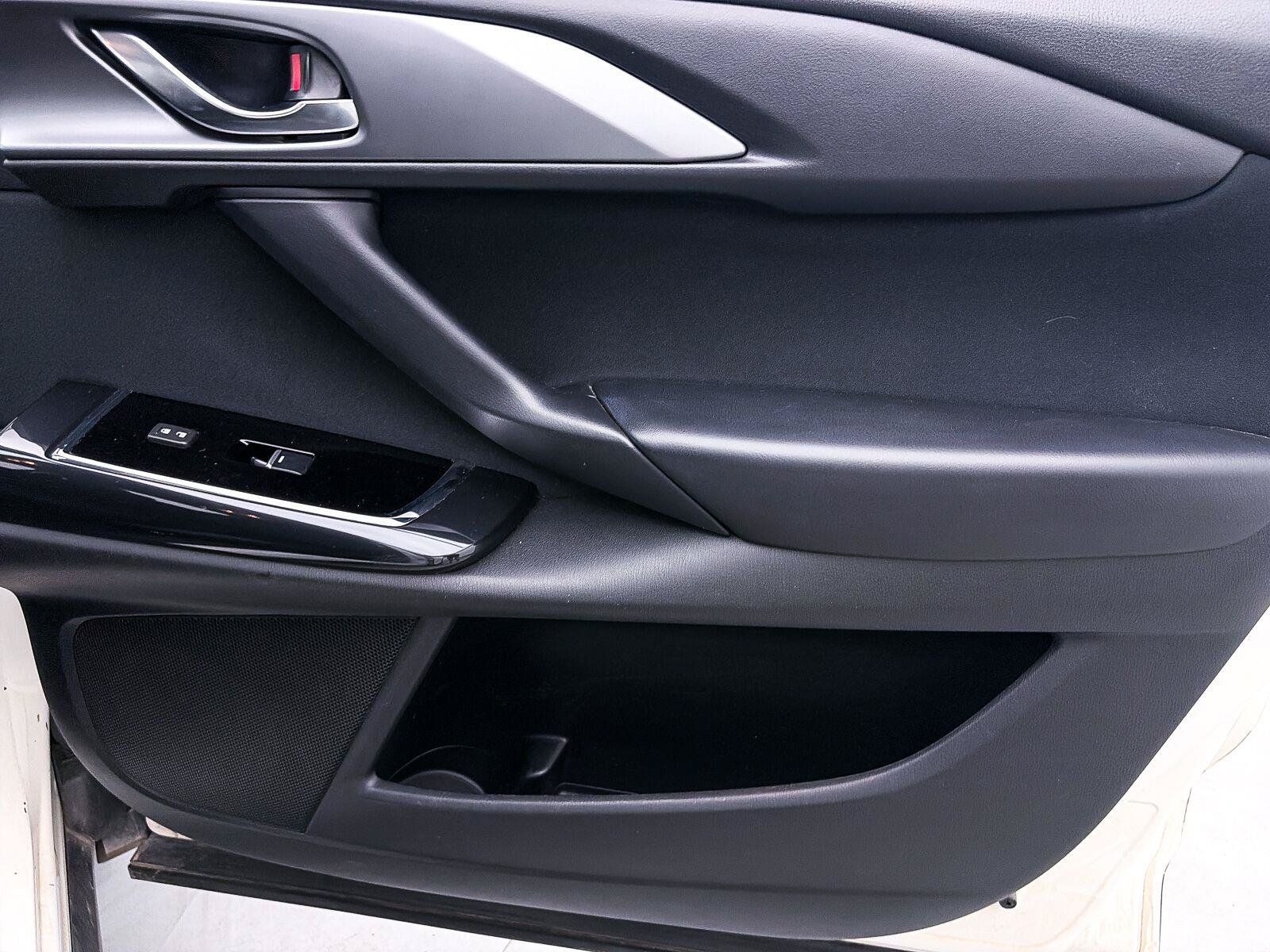 Used 2019 MAZDA CX-9 Sport FWD image 32