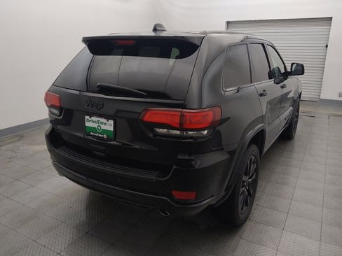 Used 2019 Jeep Grand Cherokee Altitude AWD/4WD image 7