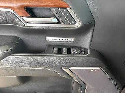 Used 2022 GMC Sierra 1500 Denali image 21