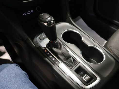 Used 2019 Chevrolet Equinox LT image 28