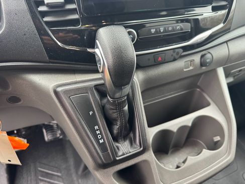 Used 2023 Ford Transit 350 XLT image 25