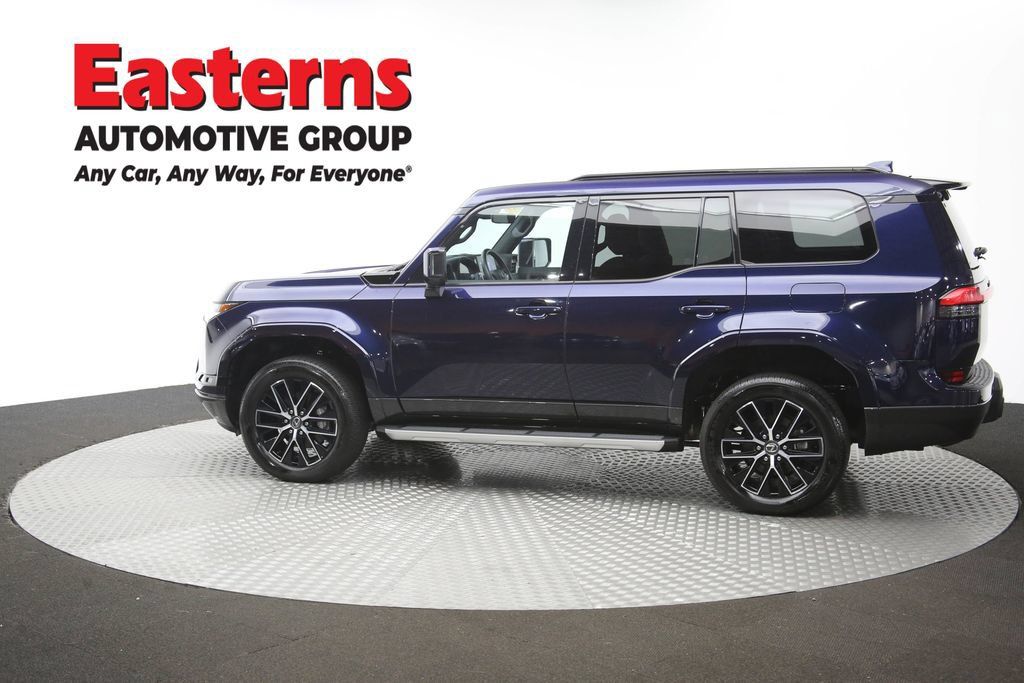 Used 2025 Lexus GX 550 w/ Accessory Package (2T) AWD/4WD image 67