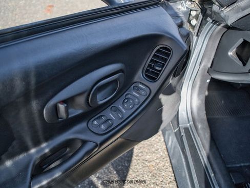 Used 2003 Chevrolet Corvette Convertible w/ Preferred Equipment Group1 image 34