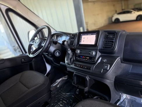 Used 2023 RAM ProMaster 1500 w/ Lane Management Group FWD image 18
