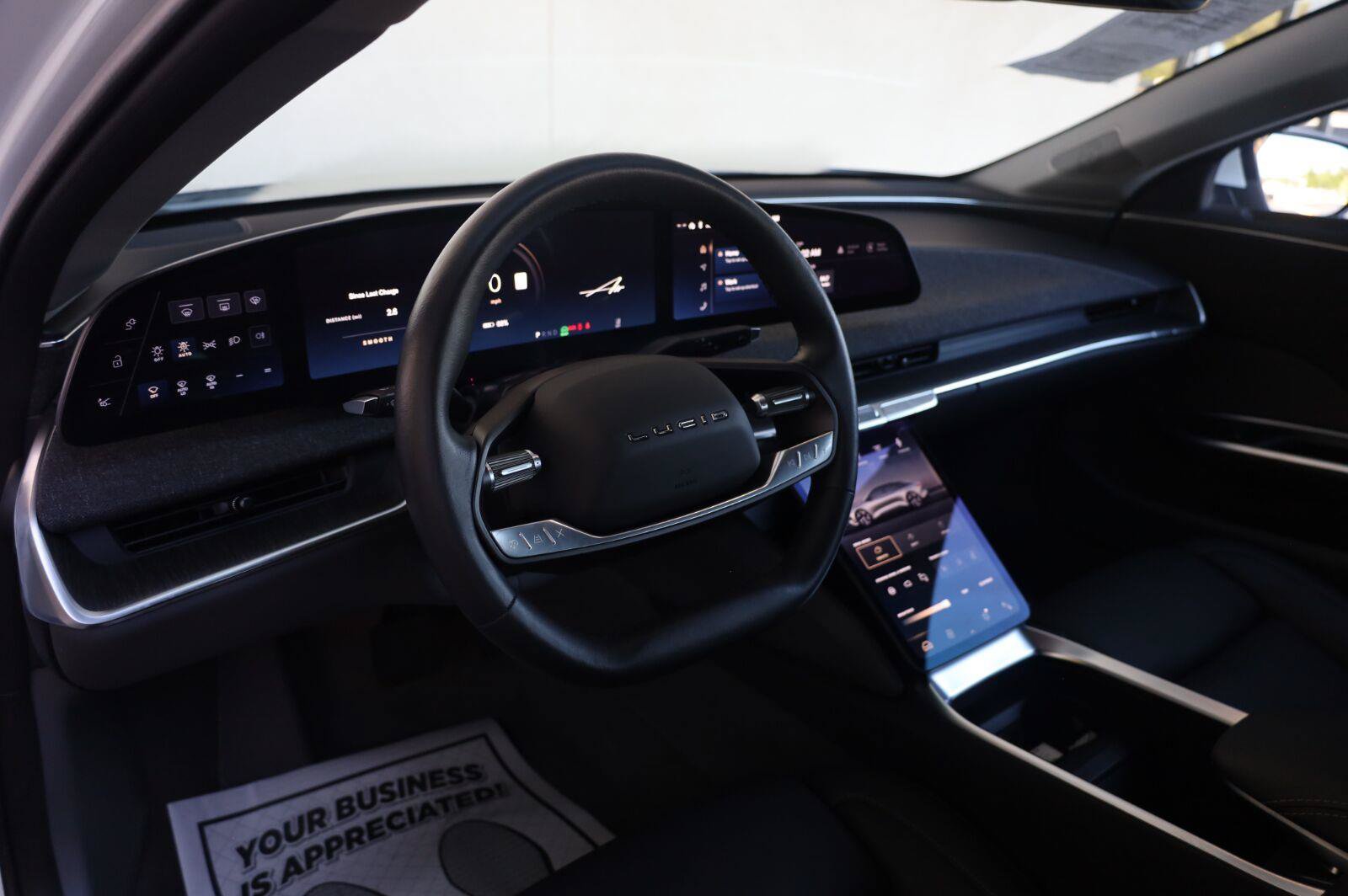 Used 2025 Lucid Air Touring AWD/4WD image 13