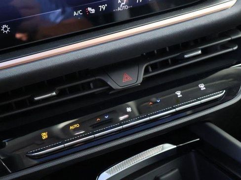 New 2025 Buick Envision Sport Touring image 24