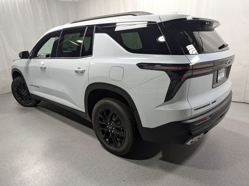New 2026 Chevrolet Traverse LT w/ Midnight/Sport Edition AWD/4WD image 6