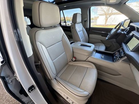 Certified 2023 GMC Yukon Denali image 29