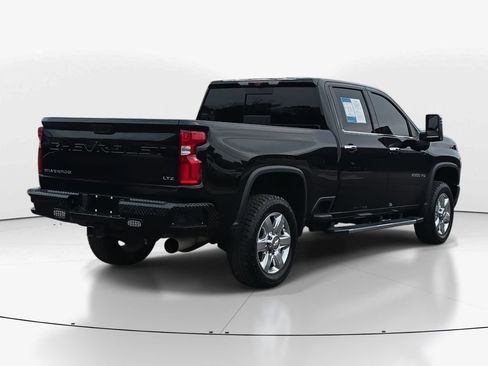 Used 2021 Chevrolet Silverado 2500 LTZ w/ Z71 Chrome Sport Edition image 5