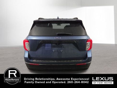 Used 2020 Ford Explorer XLT w/ Comfort Package RWD image 7