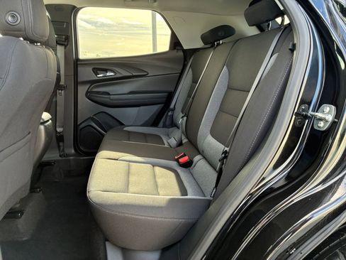 Used 2025 Chevrolet TrailBlazer LT image 23