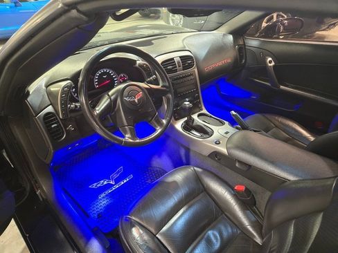 Used 2005 Chevrolet Corvette Coupe w/ Preferred Equipment Group image 11