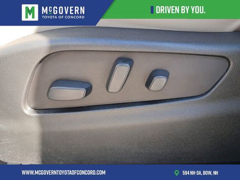 Used 2020 Cadillac XT4 Luxury AWD/4WD image 19