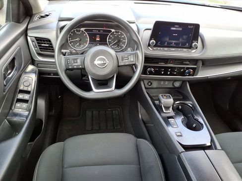 Used 2024 Nissan Rogue S FWD image 6