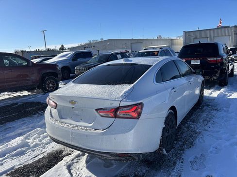 Used 2019 Chevrolet Malibu LT image 3