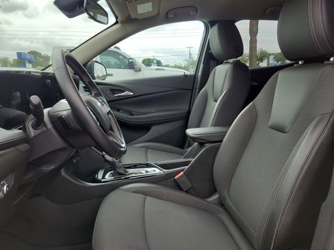 Used 2025 Buick Encore GX Preferred FWD image 14