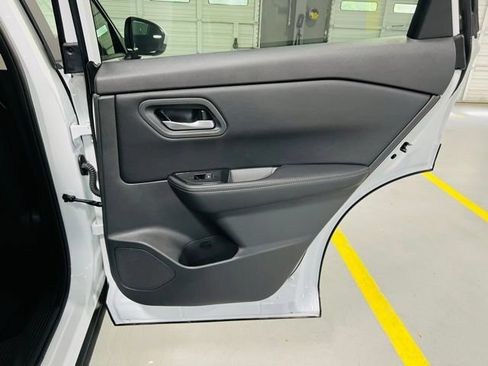 New 2026 Nissan Rogue SV FWD image 28