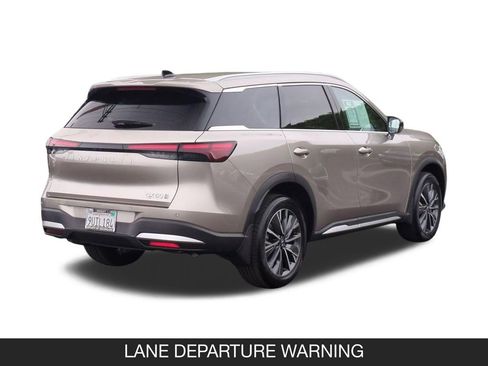 Certified 2026 INFINITI QX60 Luxe w/ Cargo Package AWD/4WD image 9