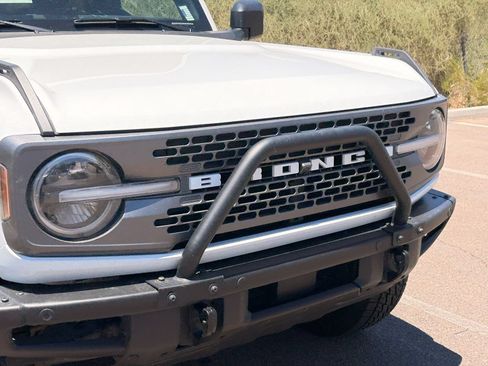 Used 2023 Ford Bronco Badlands AWD/4WD image 4