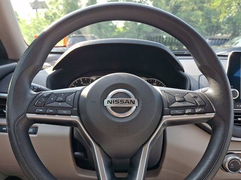 Used 2019 Nissan Altima 2.5 S FWD image 26