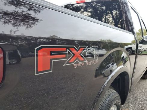 Used 2020 Ford F150 Platinum w/ Equipment Group 701A Luxury image 9