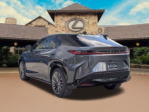 Certified 2023 Lexus RZ 450e Premium w/ Accessory Package (2T) AWD/4WD image 3