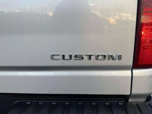 Used 2022 Chevrolet Silverado 2500 Custom w/ Custom Convenience Package image 34