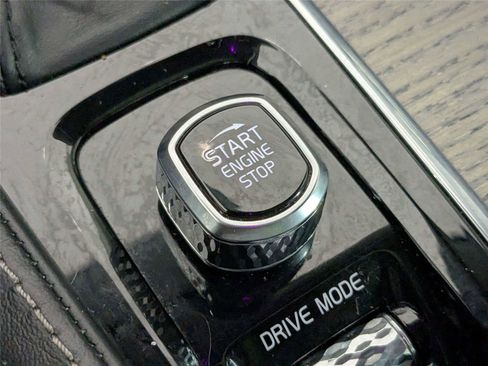 Used 2020 Volvo XC90 T6 Inscription image 36