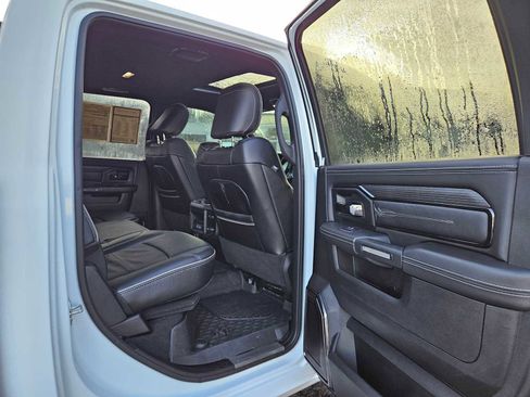 Used 2023 RAM 2500 Limited image 14
